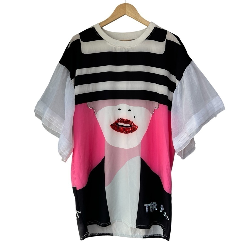 Bold Flutter Sleeve Stripe Red Sequin Lips Club D… - image 2